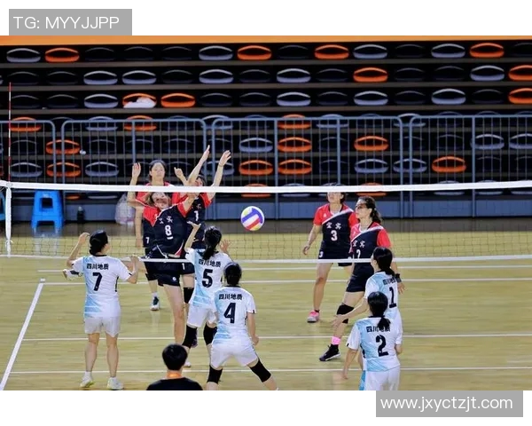 黄丽专访：从青涩少女到排球明星的奋斗与成长之路